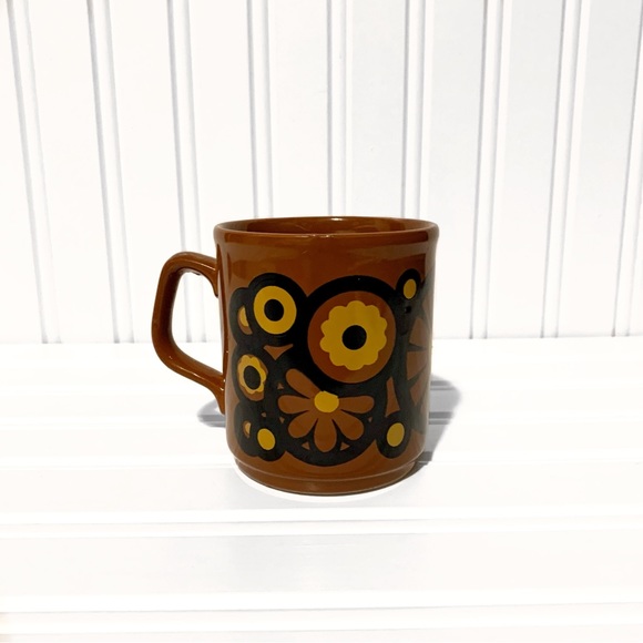 Authentic Vintage Retro Mugs - Picture 4 of 8